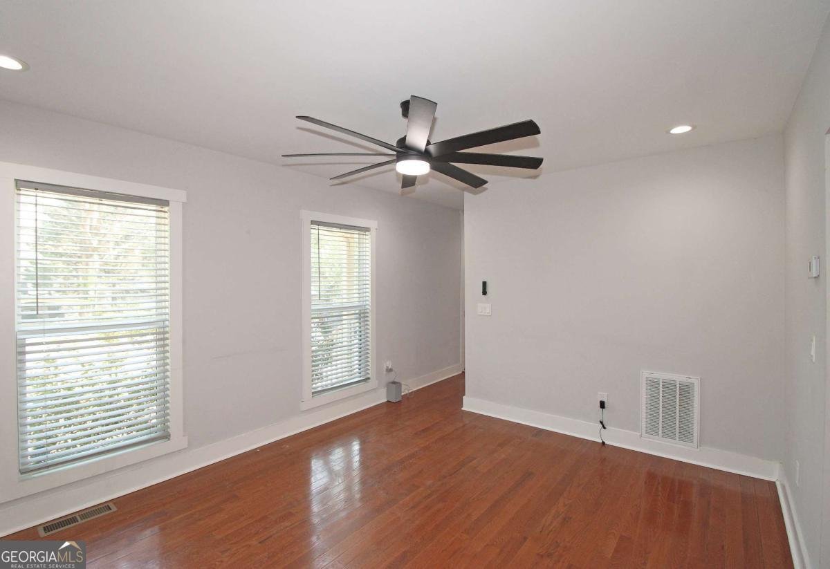 5163 East Street Forest Park - Photo 8