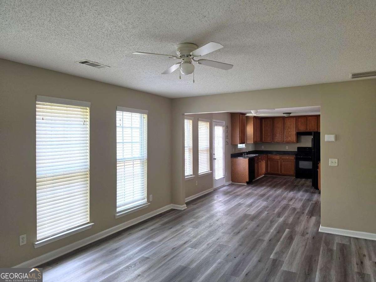 92 Revere Turn Fairburn - Photo 7