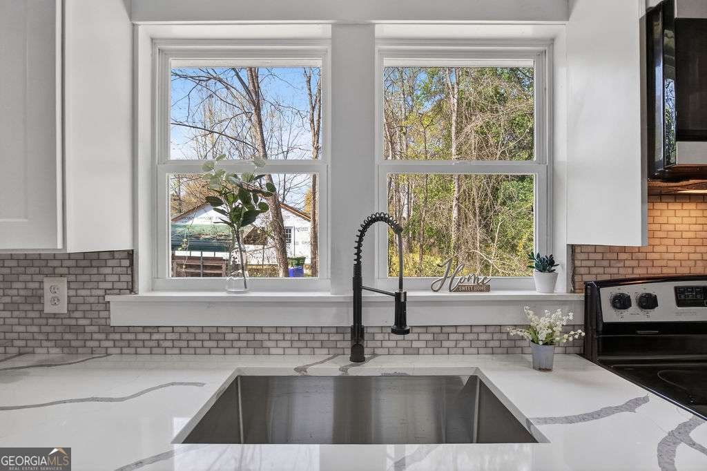 206 Walker Drive Monroe - Photo 9