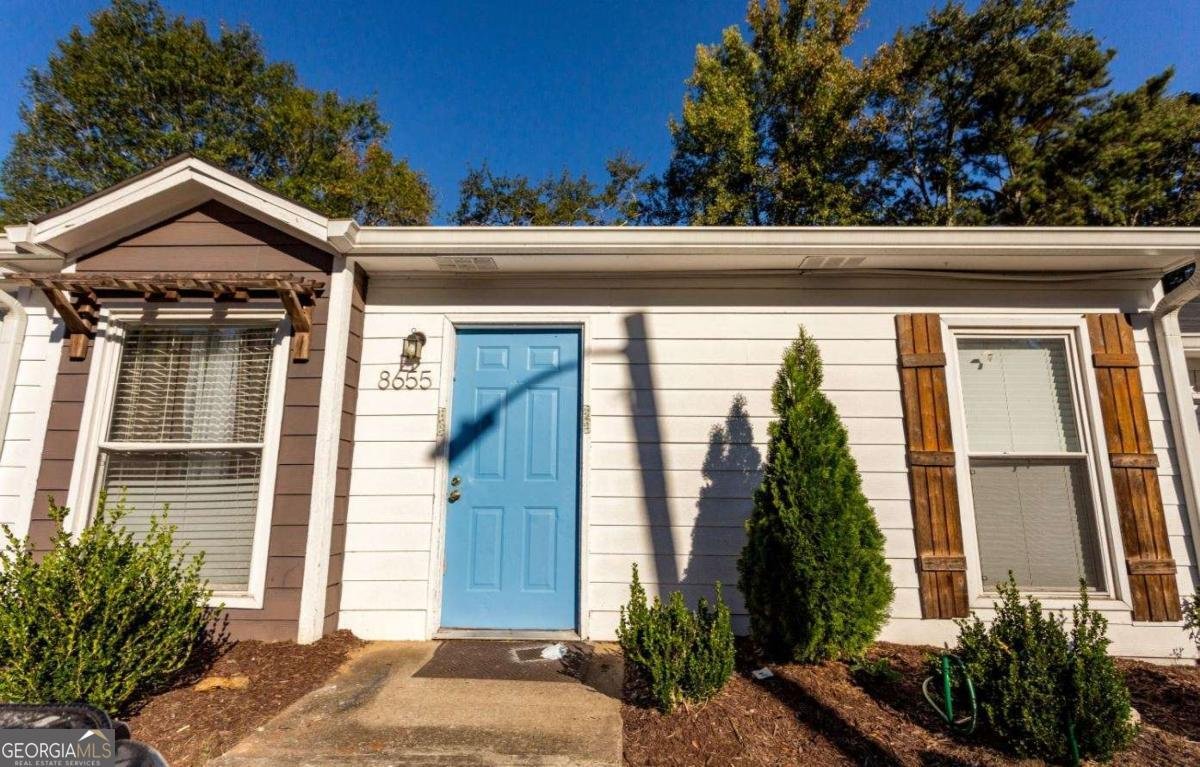 8655 Ashley Way Douglasville - Photo 1