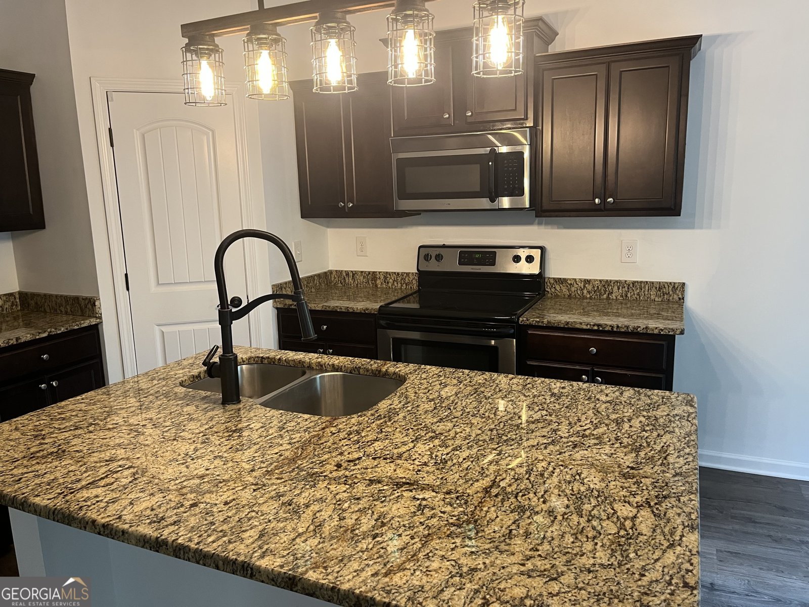 216 Bethany Manor Court Ball Ground - Photo 10