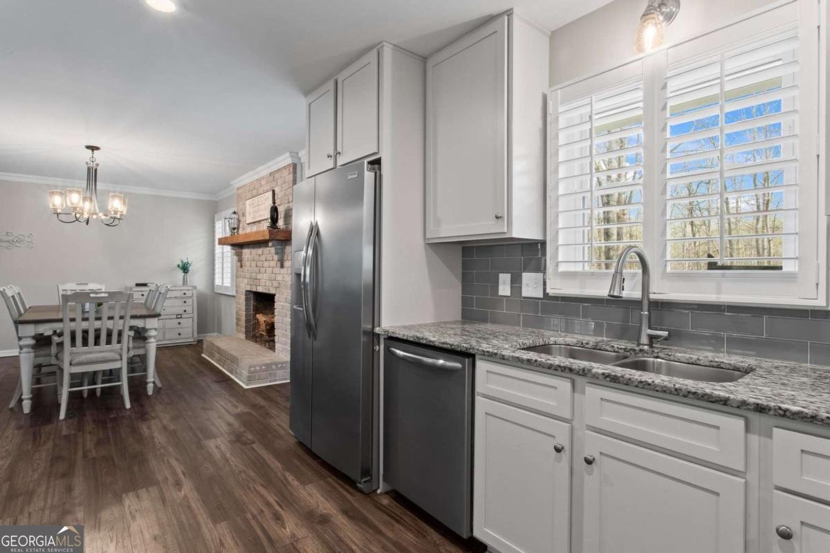 2332 Shire Court Austell - Photo 10