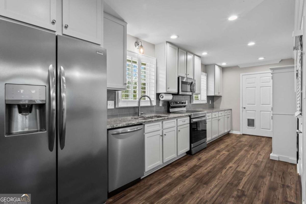 2332 Shire Court Austell - Photo 8