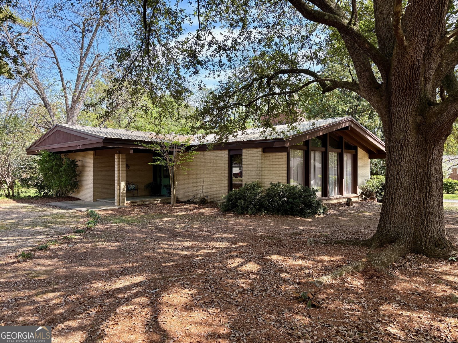 700 Forrest Drive Fort Valley - Photo 1