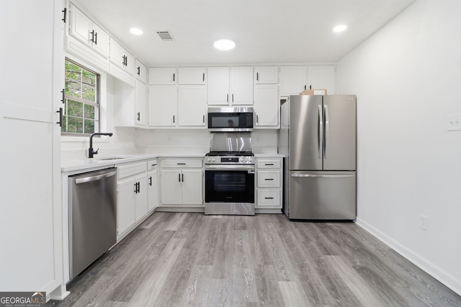 29 Court Ellenwood - Photo 8