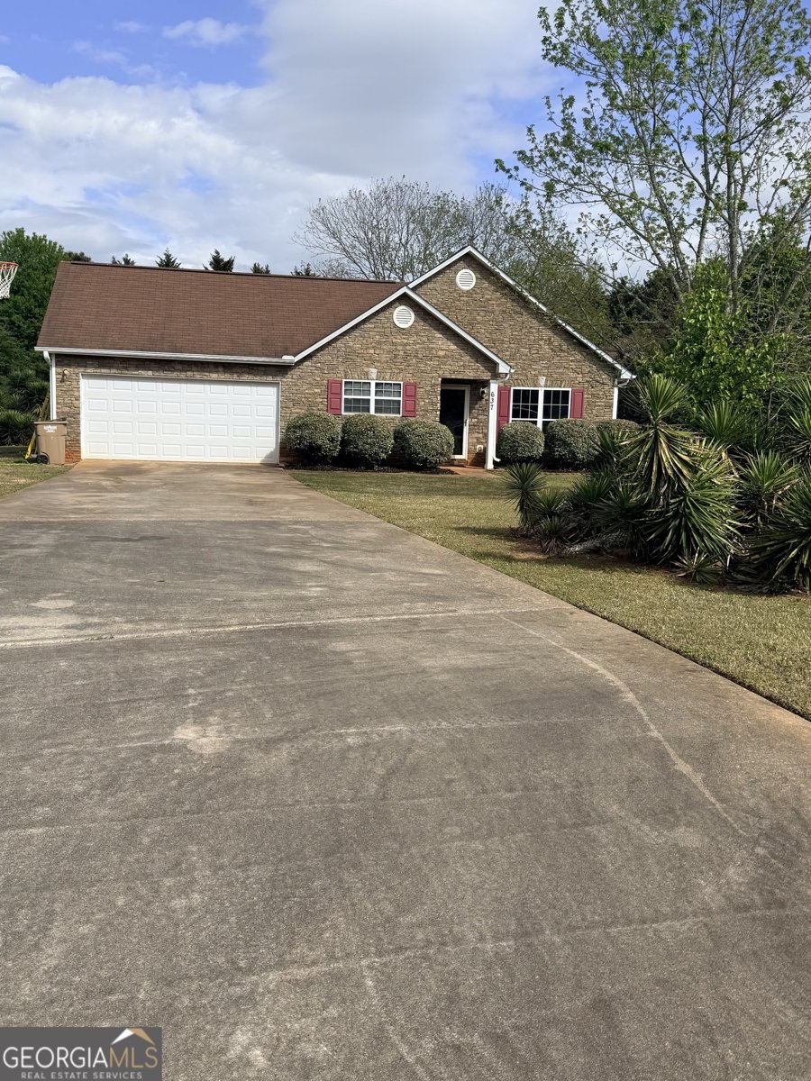 637 Everlasting Way Locust Grove - Photo 1