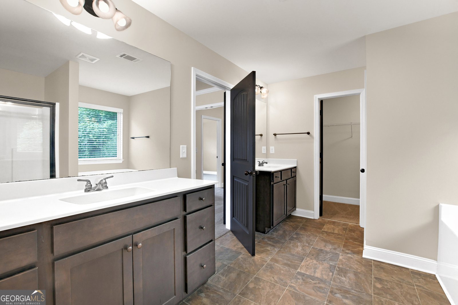 393 Strawberry Walk Loganville - Photo 16