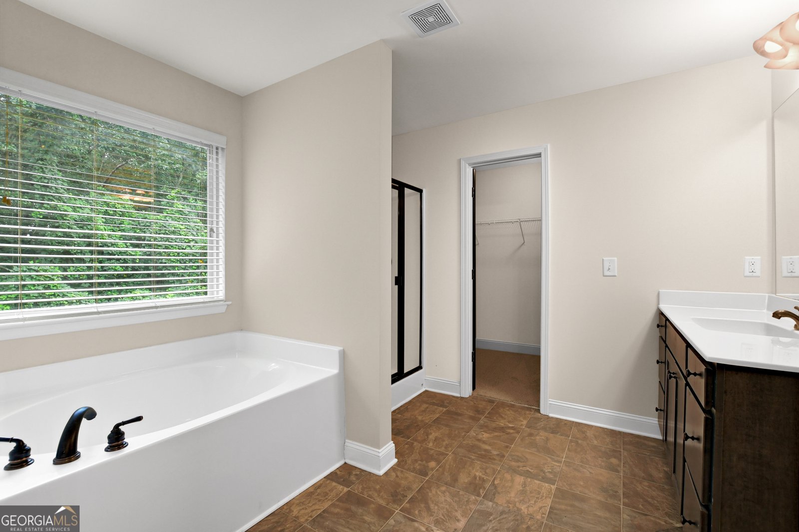 393 Strawberry Walk Loganville - Photo 17