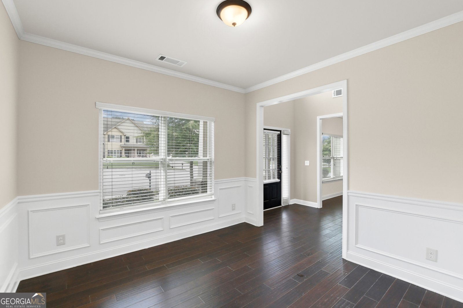 393 Strawberry Walk Loganville - Photo 6