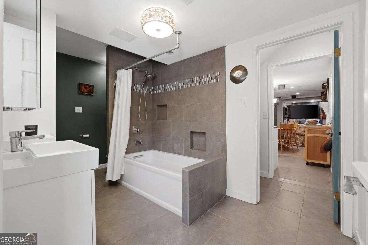 2452 Camp Mitchell Road Grayson - Photo 57