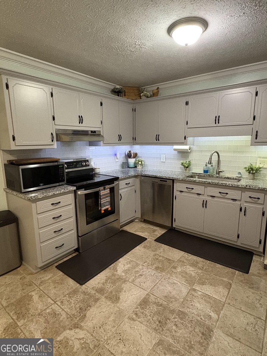 206 Oxford Road Griffin - Photo 9