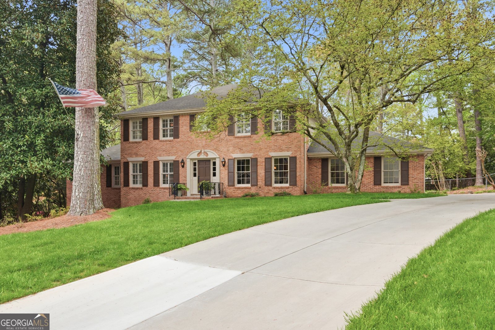 5465 Trowbridge Drive Dunwoody - Photo 1