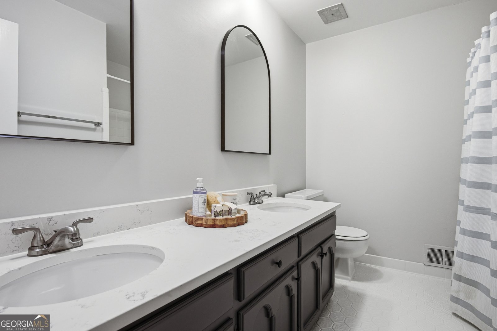 5465 Trowbridge Drive Dunwoody - Photo 24