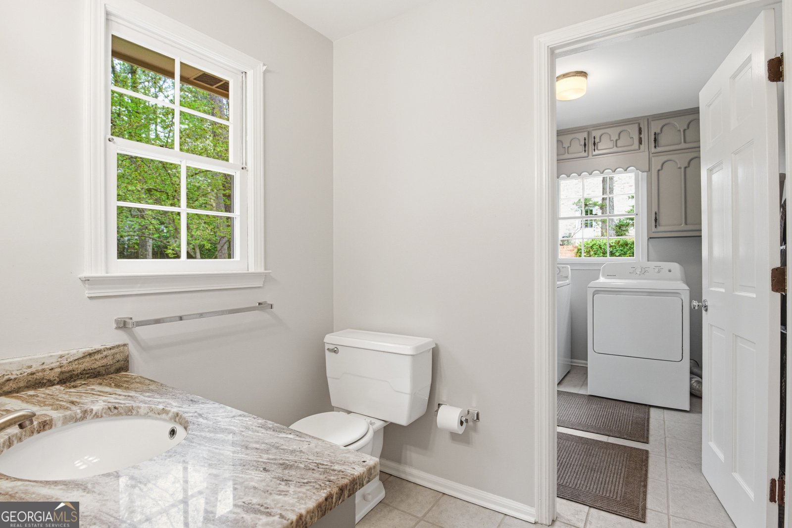 5465 Trowbridge Drive Dunwoody - Photo 8