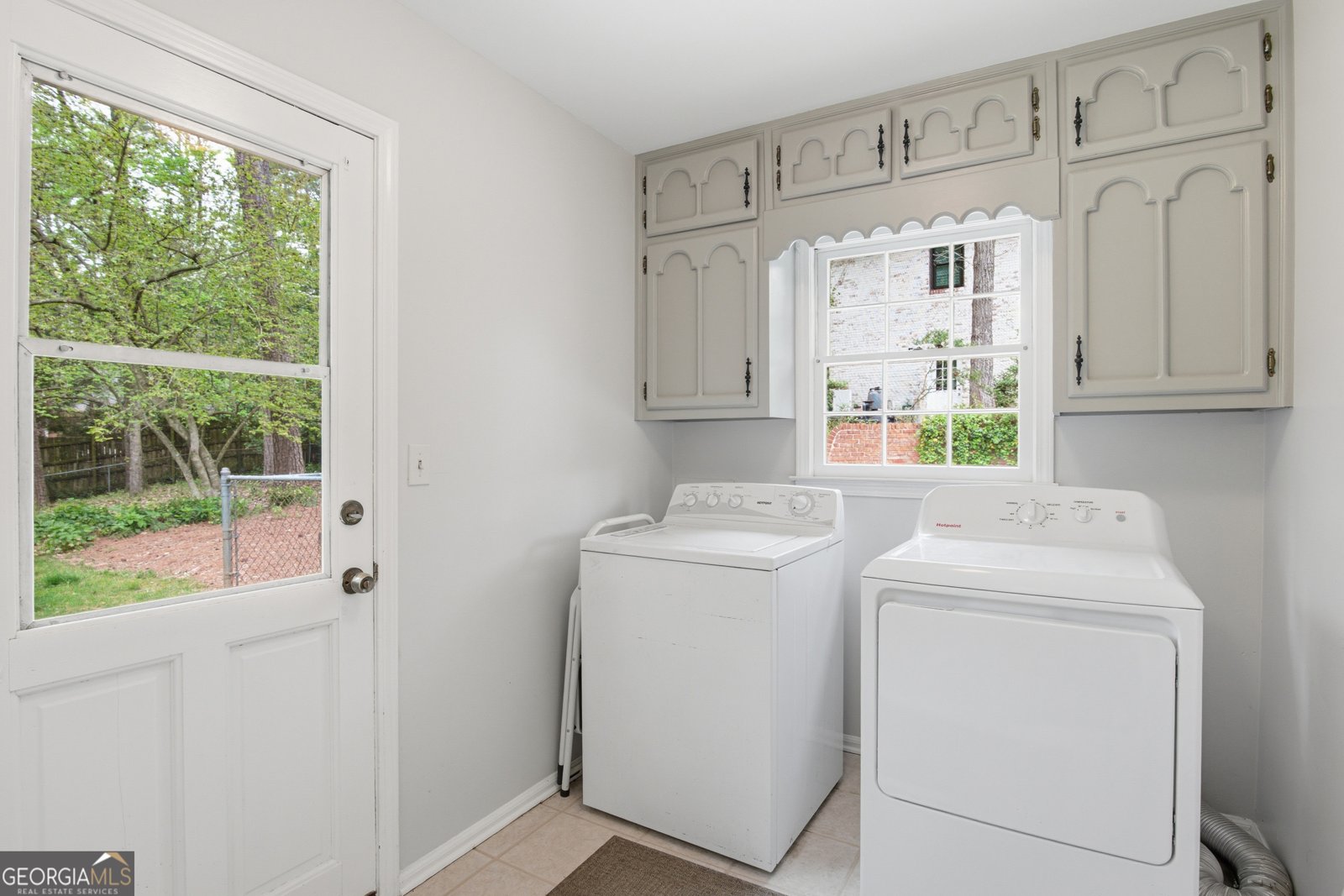 5465 Trowbridge Drive Dunwoody - Photo 9