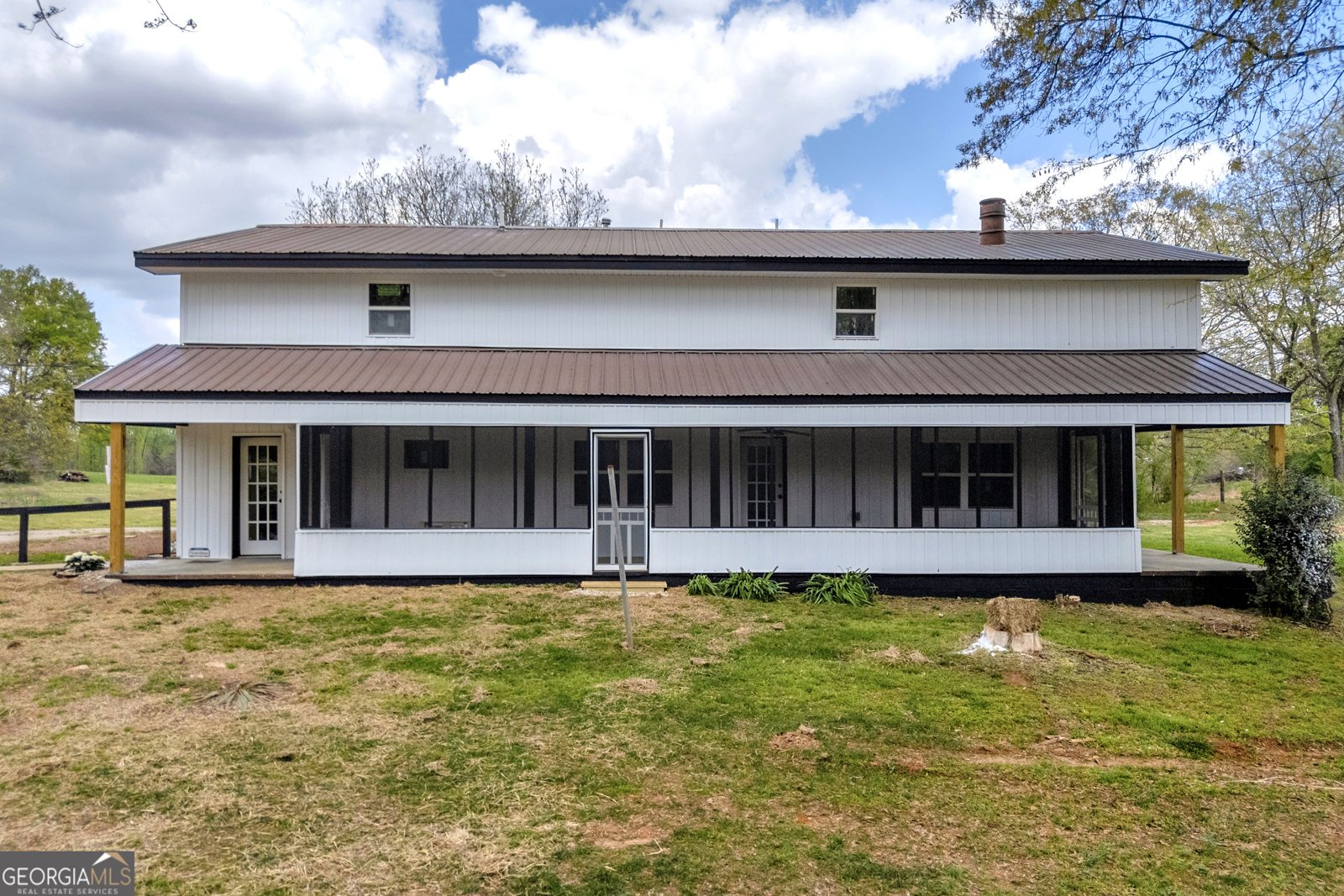 8606 Holly Springs Road Maysville - Photo 1