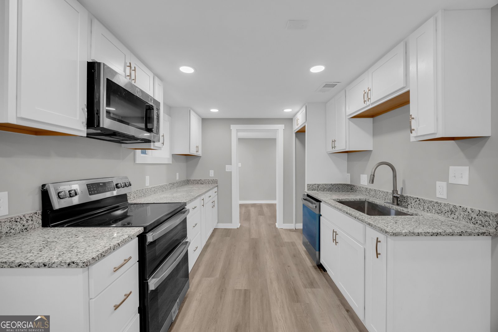 8606 Holly Springs Road Maysville - Photo 31