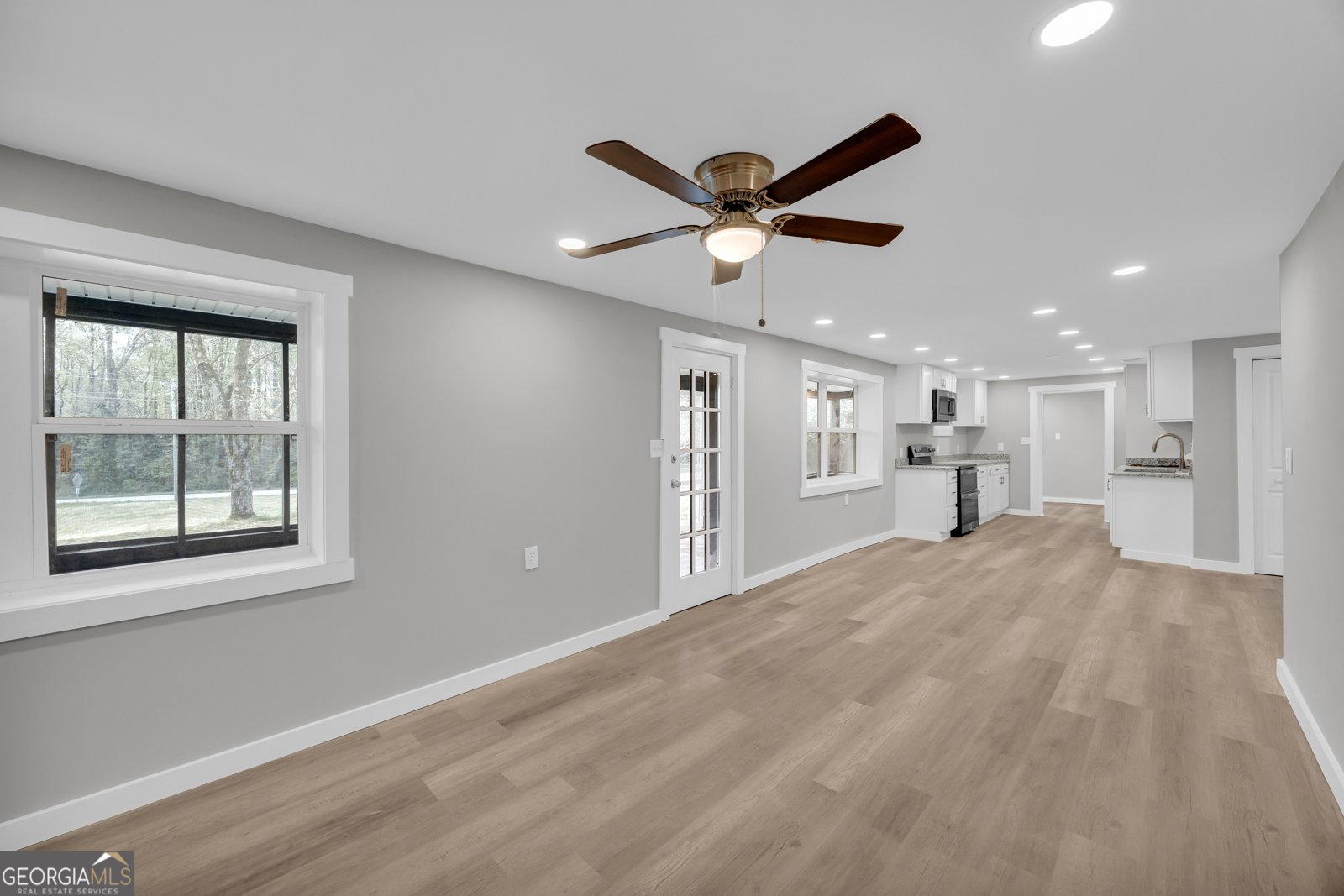 8606 Holly Springs Road Maysville - Photo 37