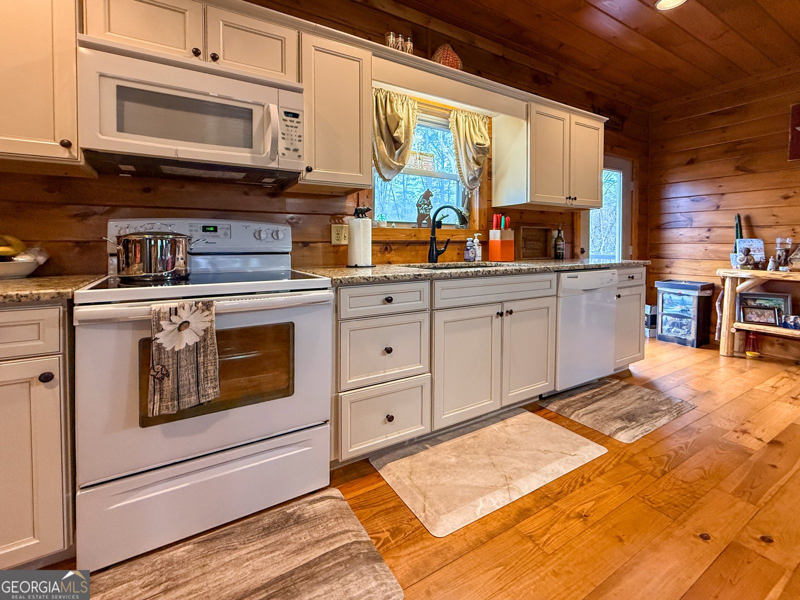 186 Holly Lane Cleveland - Photo 9