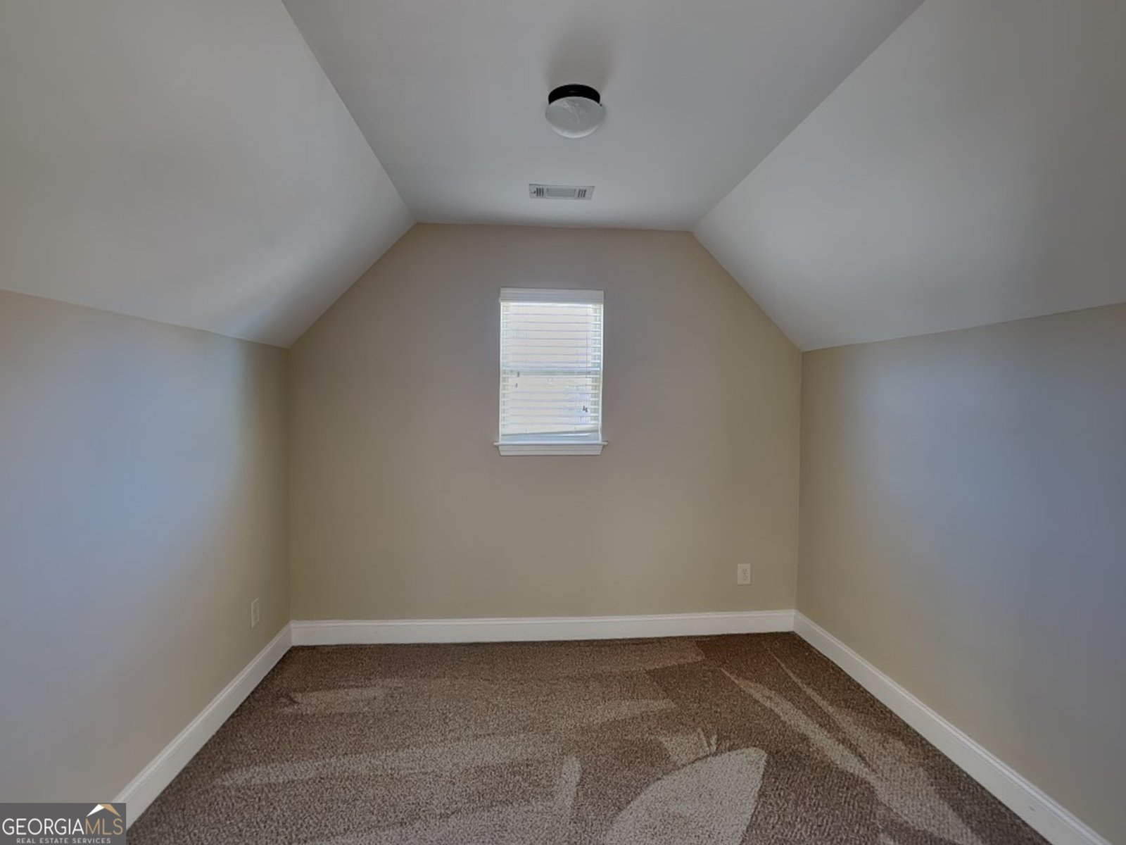 403 Strawberry Walk Loganville - Photo 19