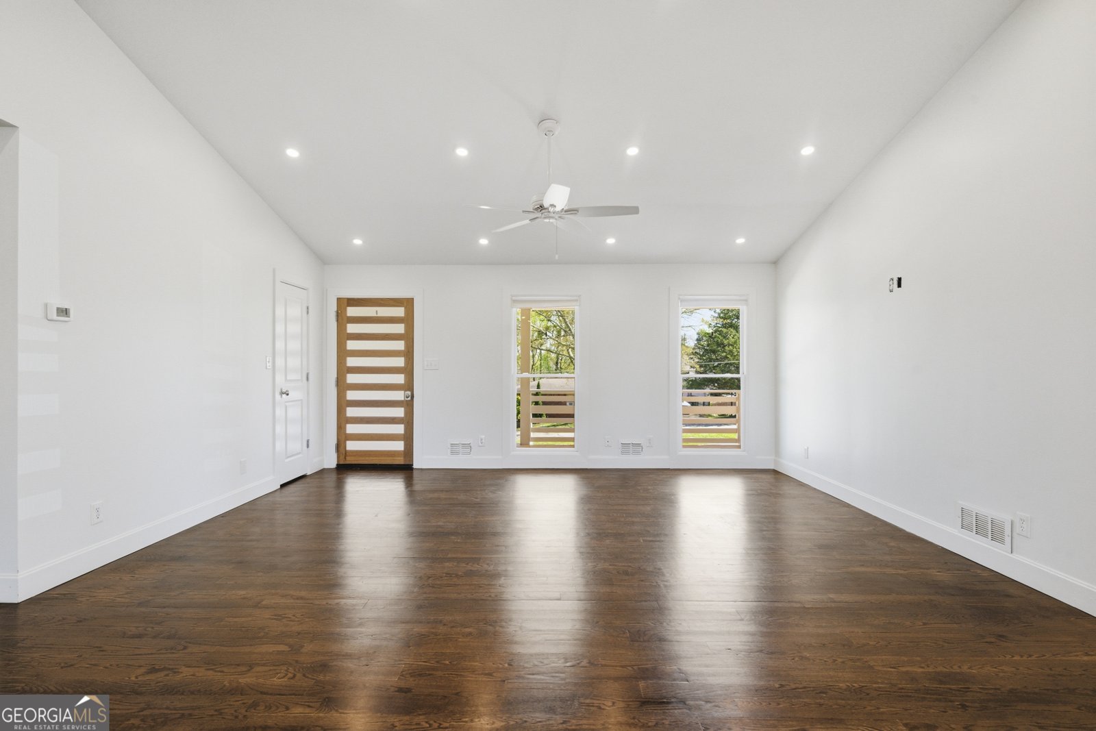 3296 Shoreland Drive Buford - Photo 10