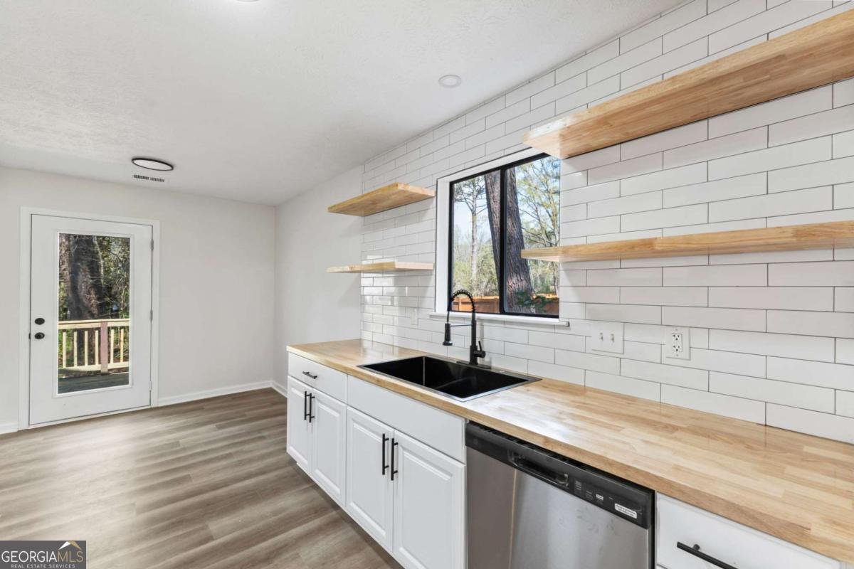 9383 Woodknoll Way Jonesboro - Photo 15