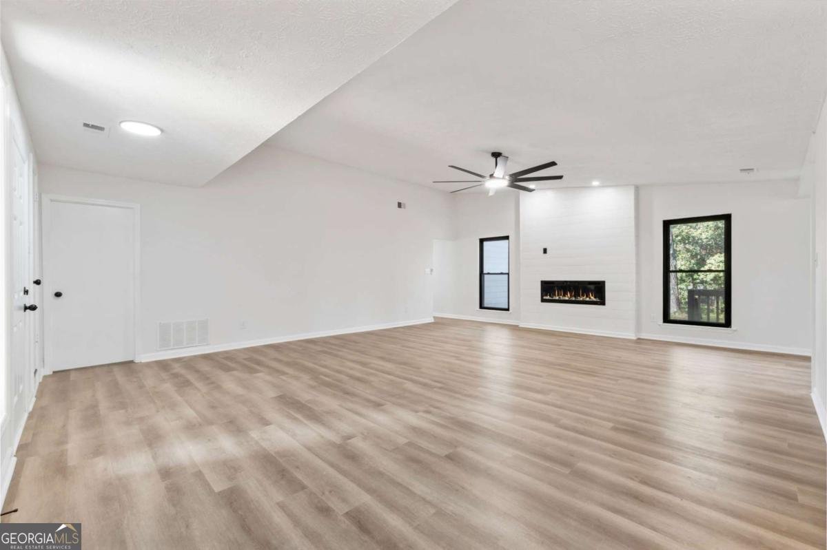 9383 Woodknoll Way Jonesboro - Photo 8