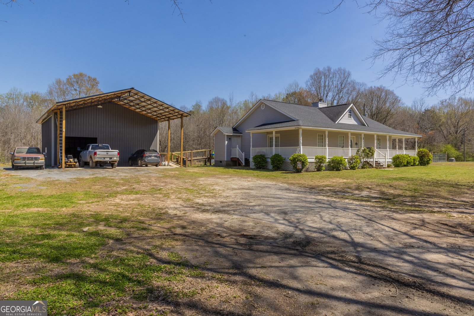 647 Pine Valley Road Meansville - Photo 1