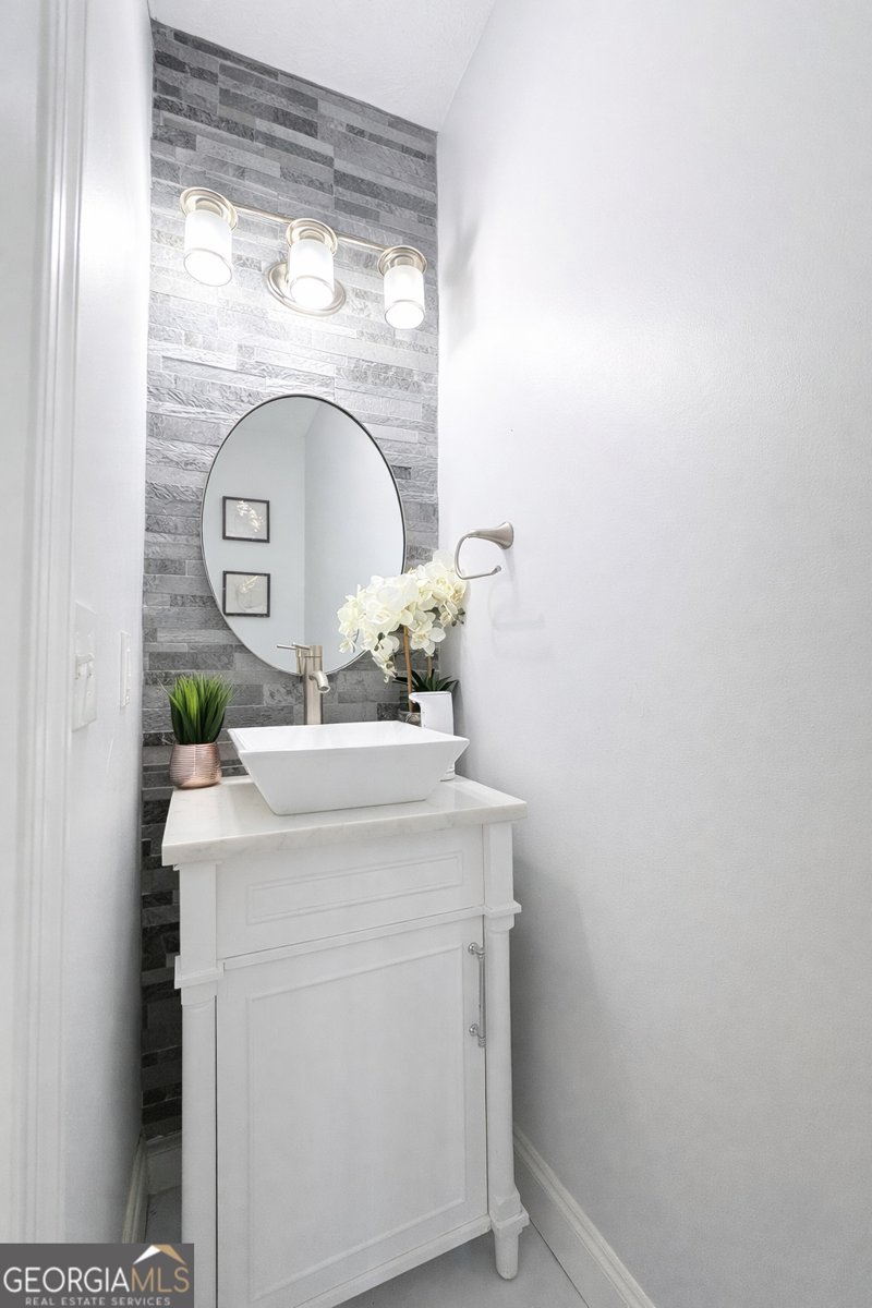 2737 Autumn Lake Lane Decatur - Photo 20