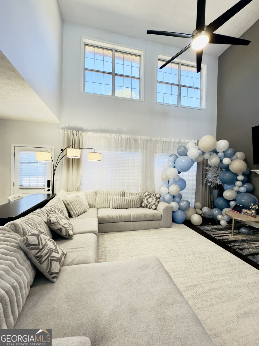 2737 Autumn Lake Lane Decatur - Photo 9