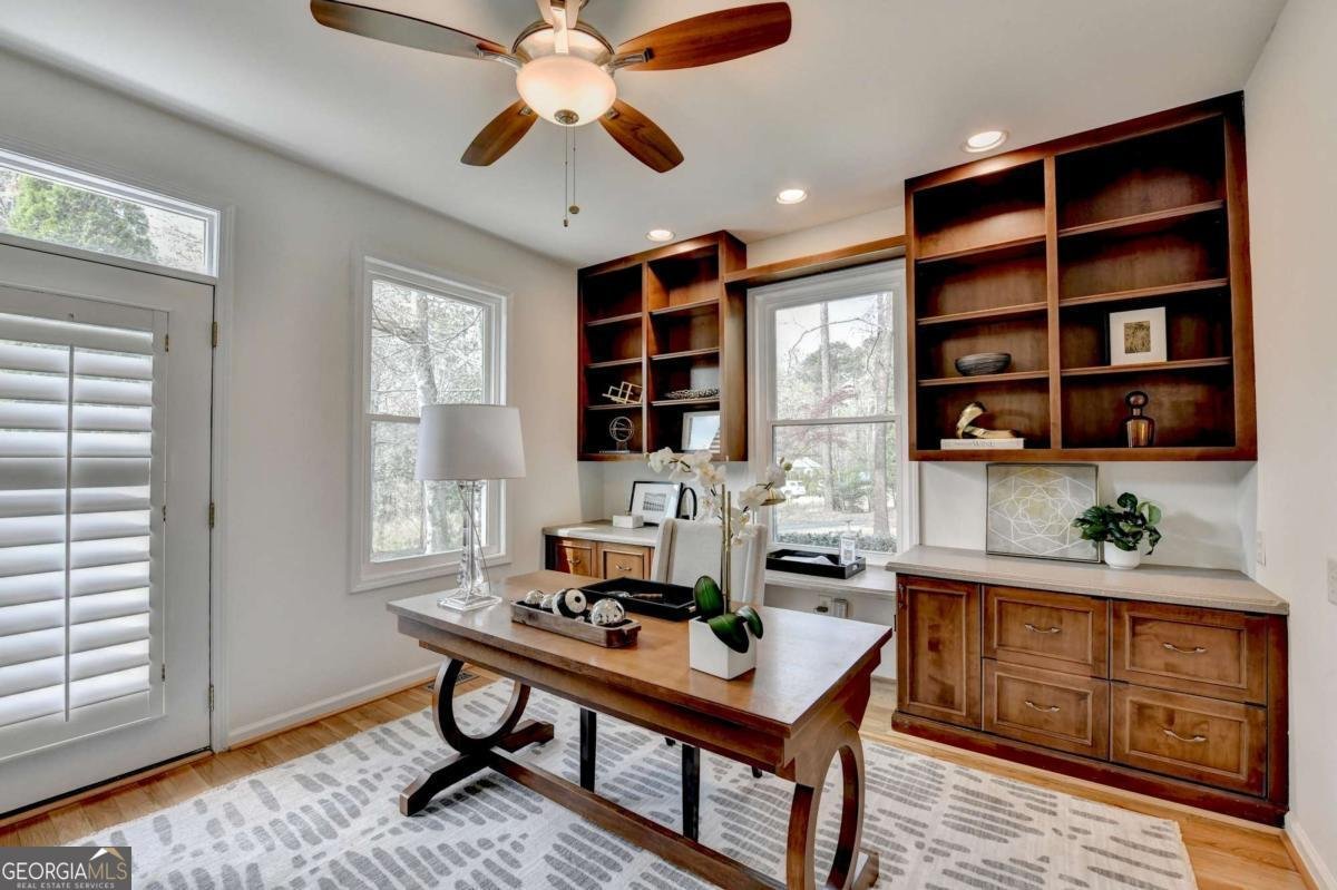 6336 Old Shadburn Ferry Road Buford - Photo 10