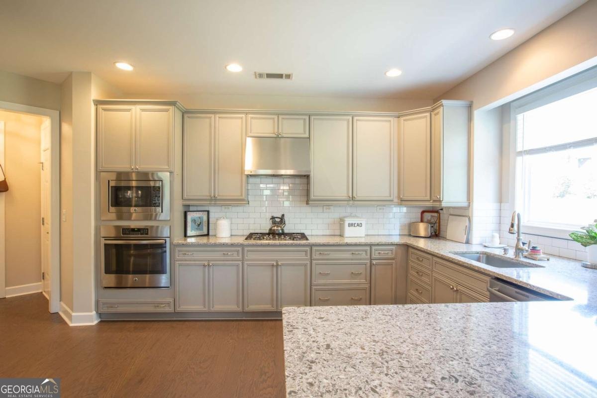 3709 Birch Lane Gainesville - Photo 8