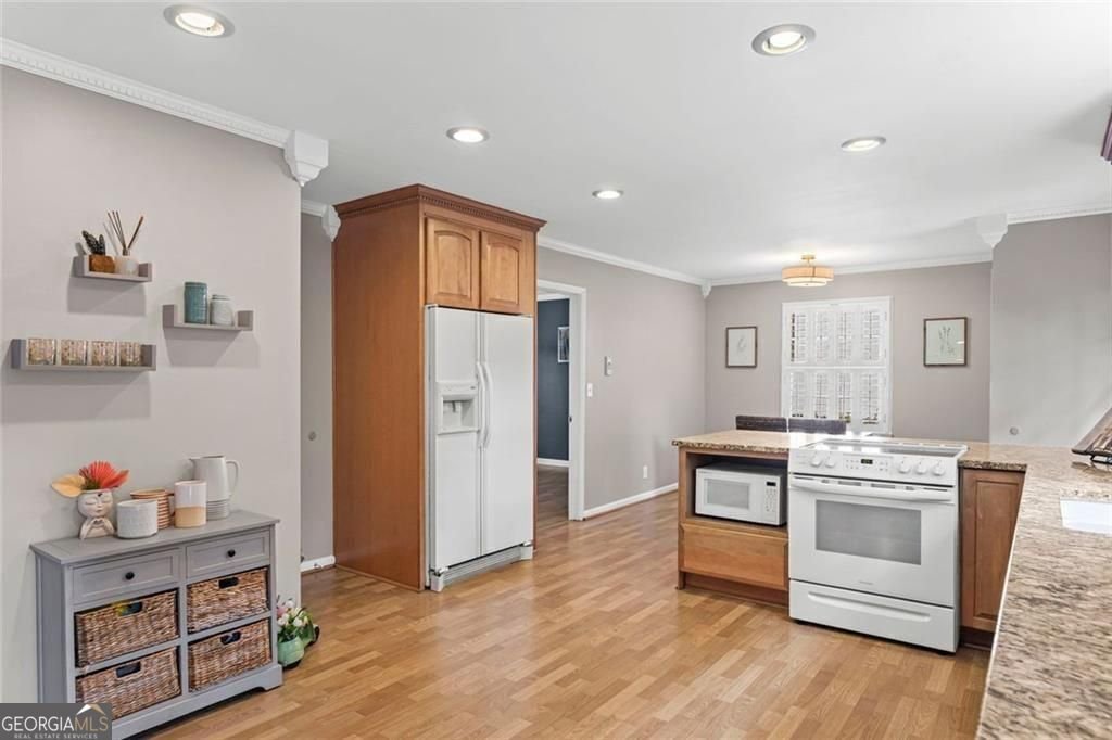 5513 North Peachtree Road Dunwoody - Photo 16