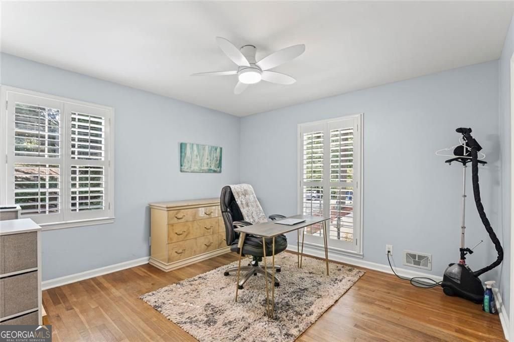 5513 North Peachtree Road Dunwoody - Photo 30