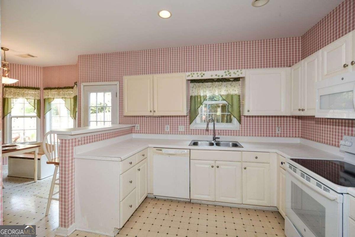 108 Westridge Court Woodstock - Photo 16