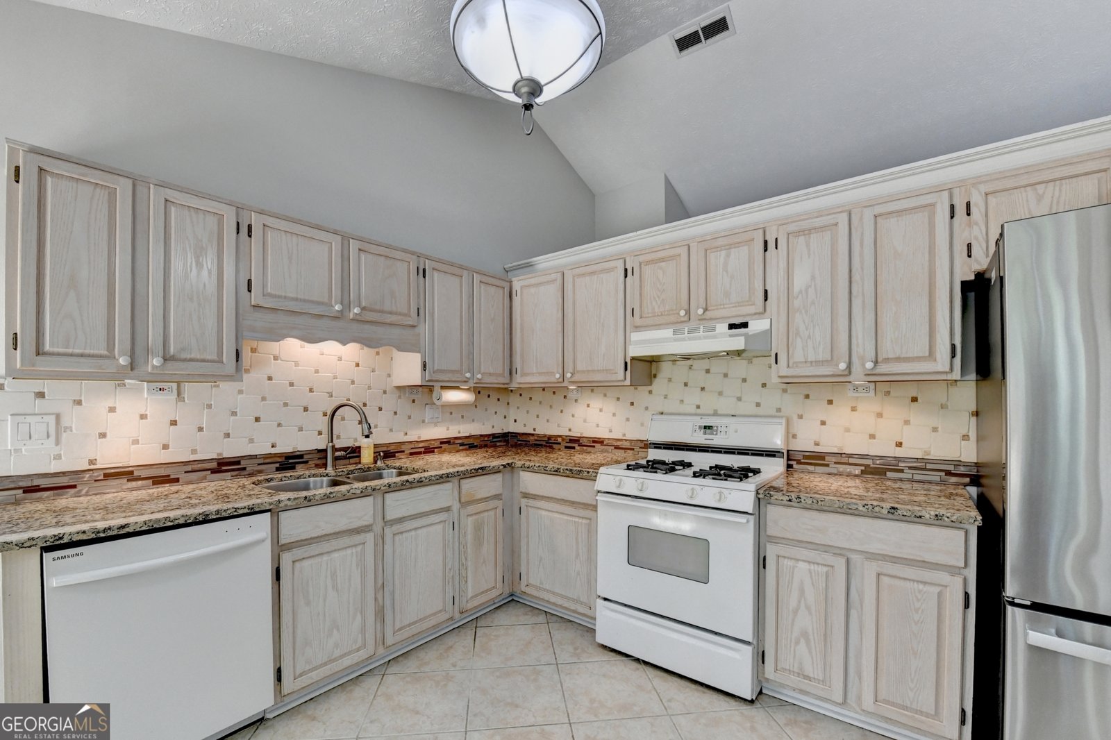 11120 Abbotts Station Drive Johns Creek - Photo 14