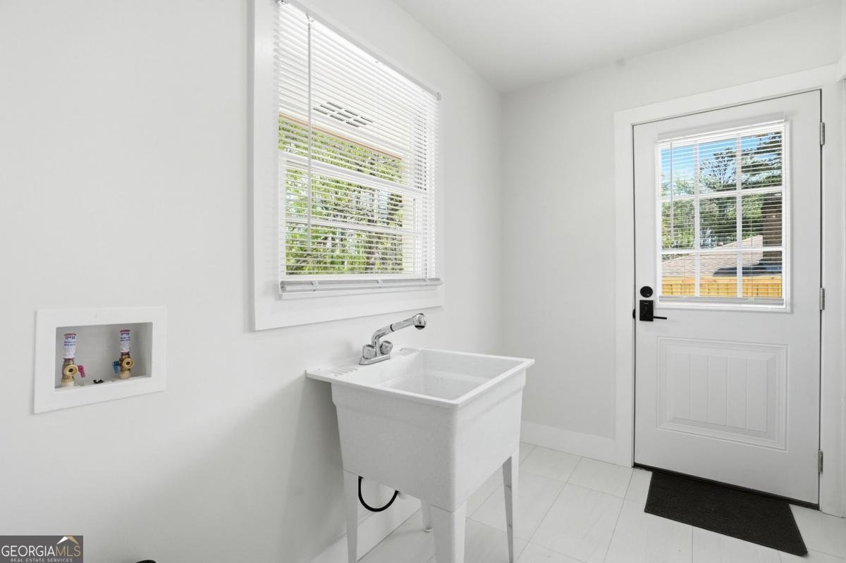 5542 Joeclay Drive Stone Mountain - Photo 24