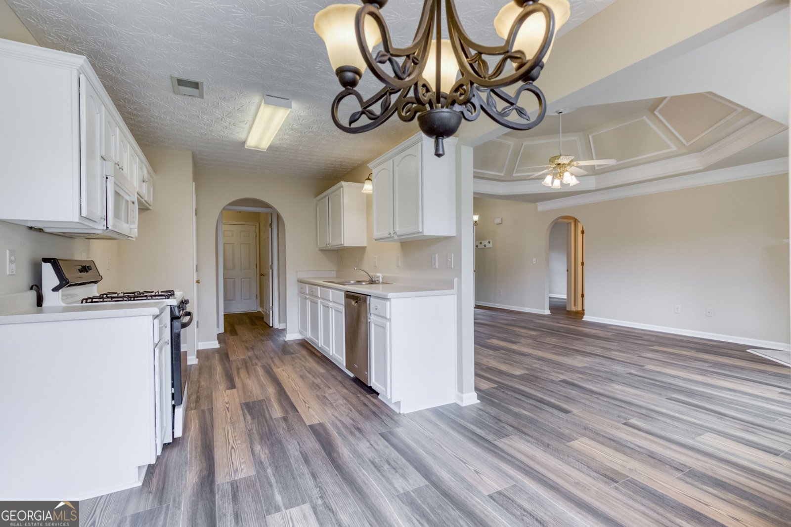 190 Towler Shoals Drive Loganville - Photo 12