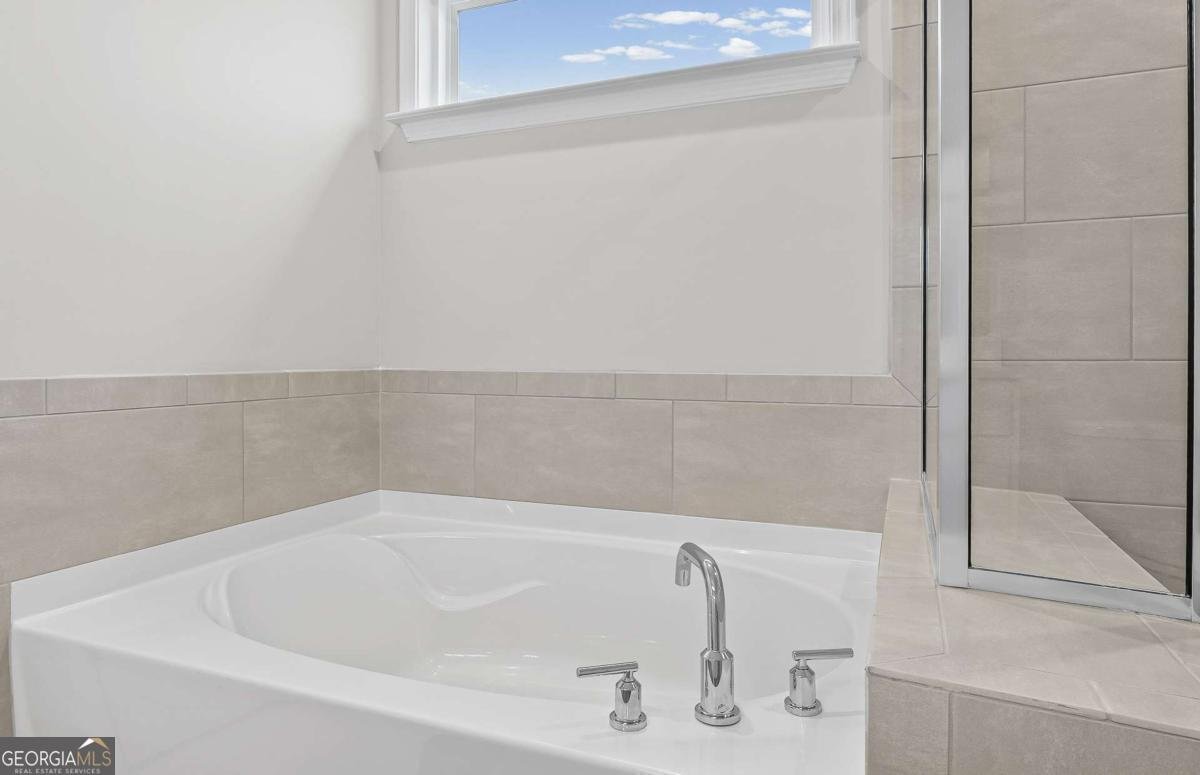 384 Capri Court Mcdonough - Photo 16