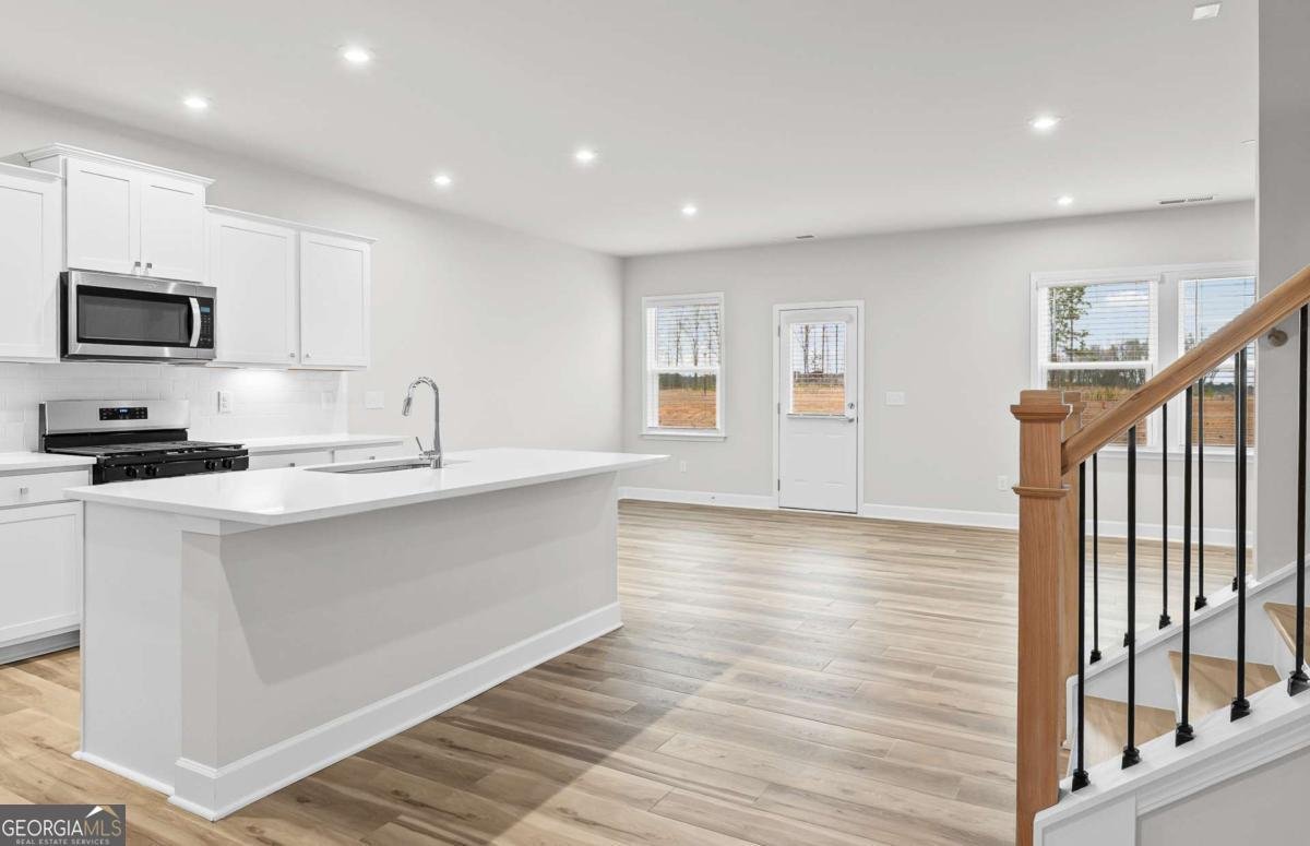 384 Capri Court Mcdonough - Photo 8