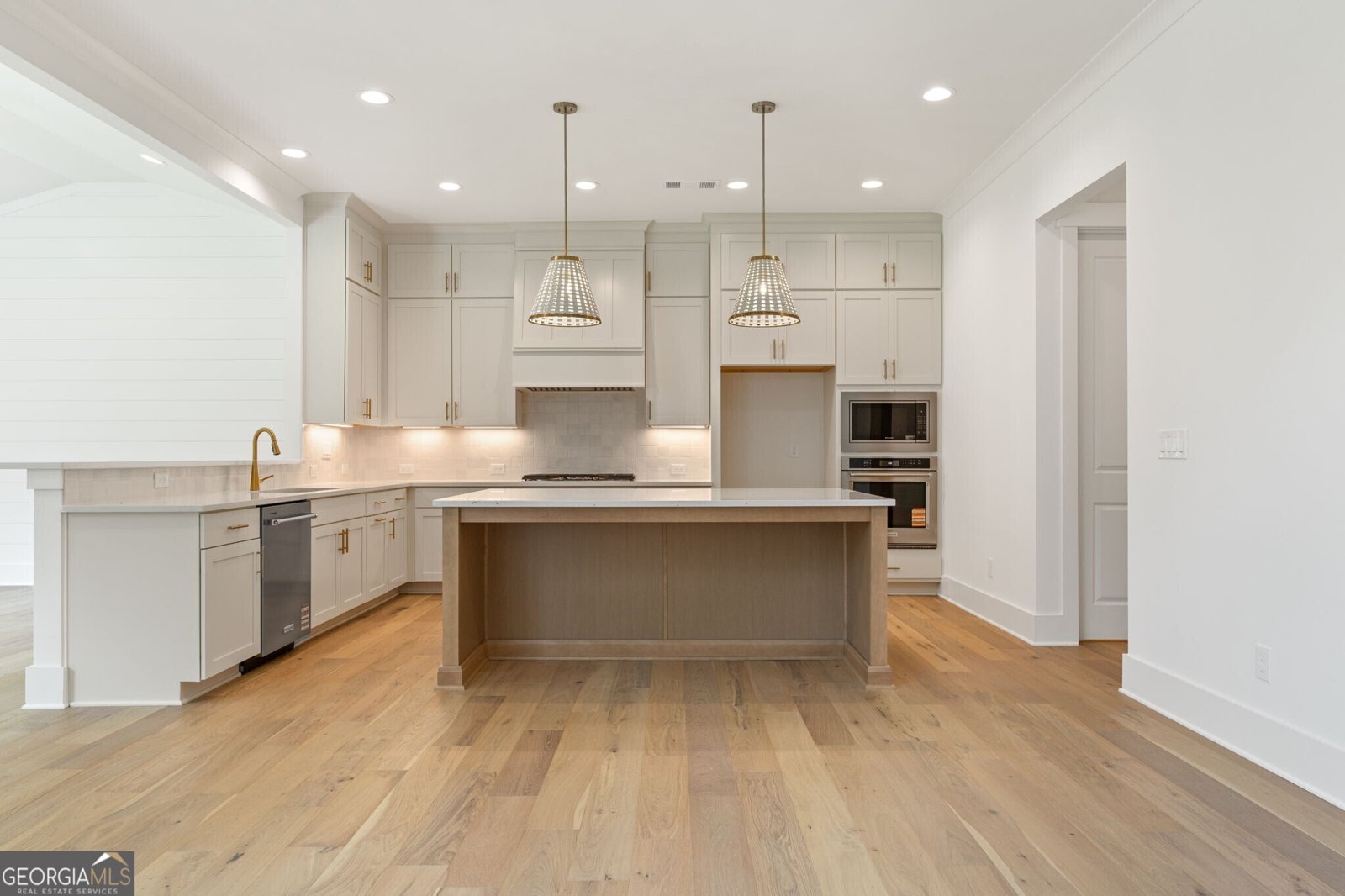 9155 Greenway Court Gainesville - Photo 10