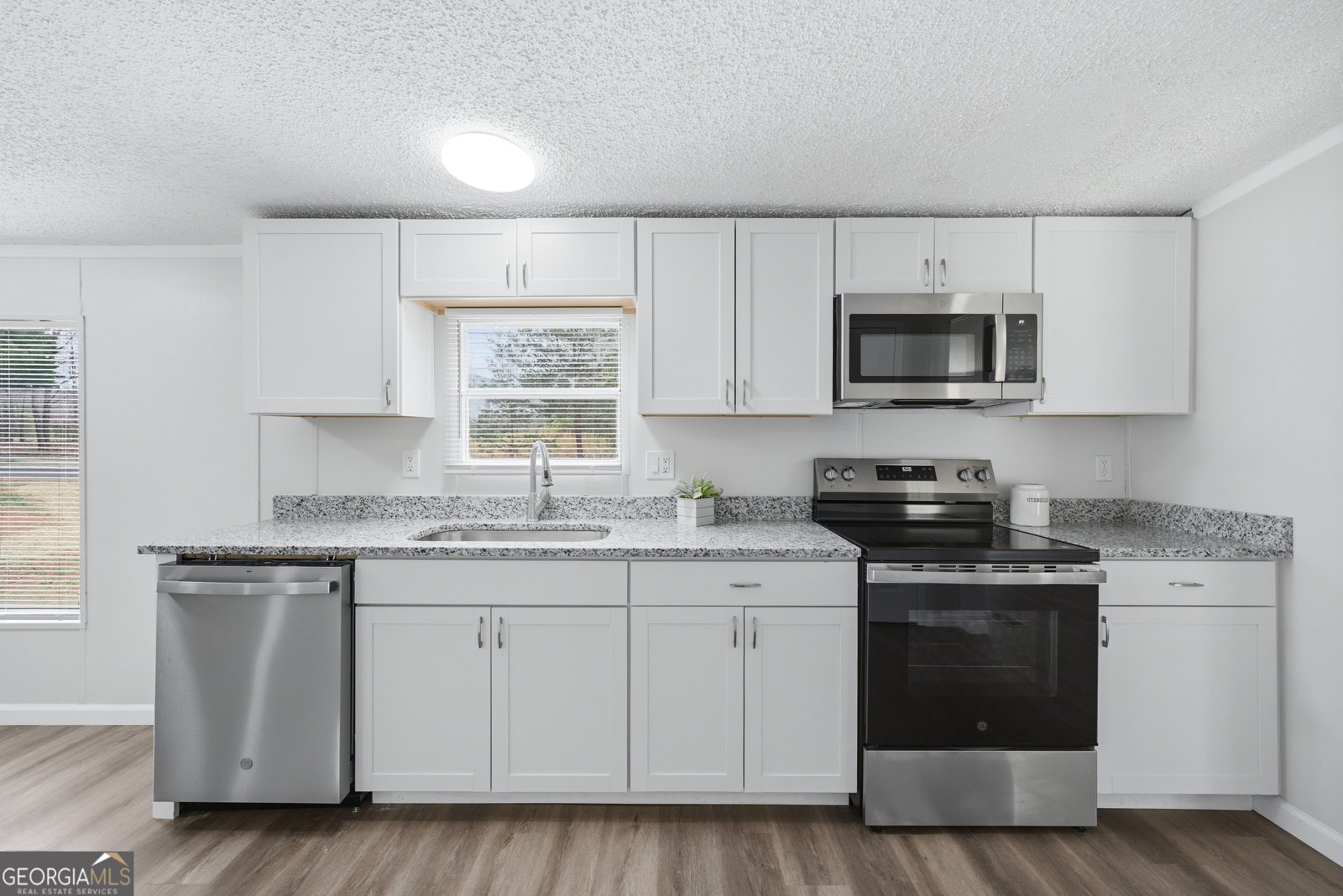 221 Friar Tuck Trail Murrayville - Photo 10