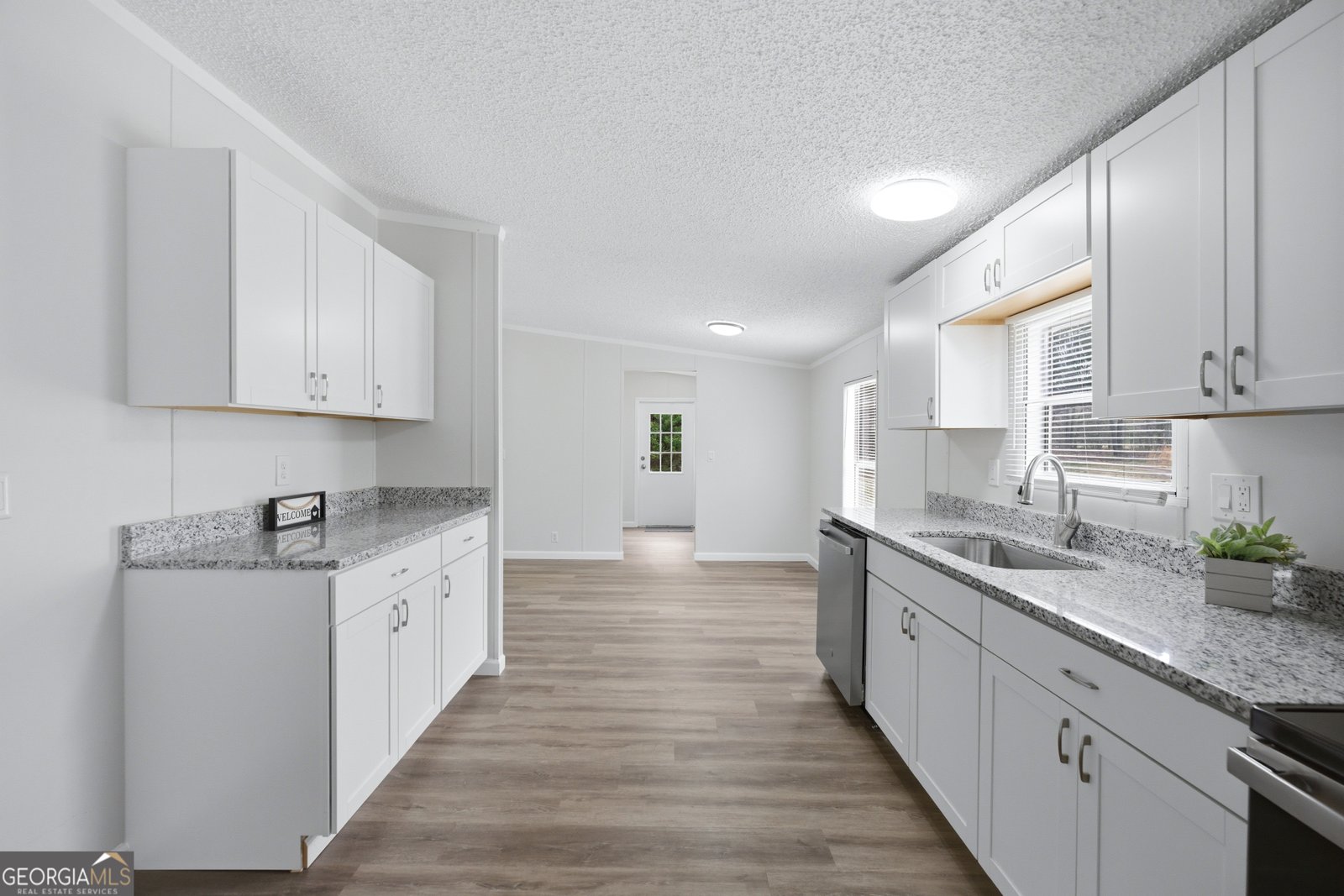 221 Friar Tuck Trail Murrayville - Photo 11