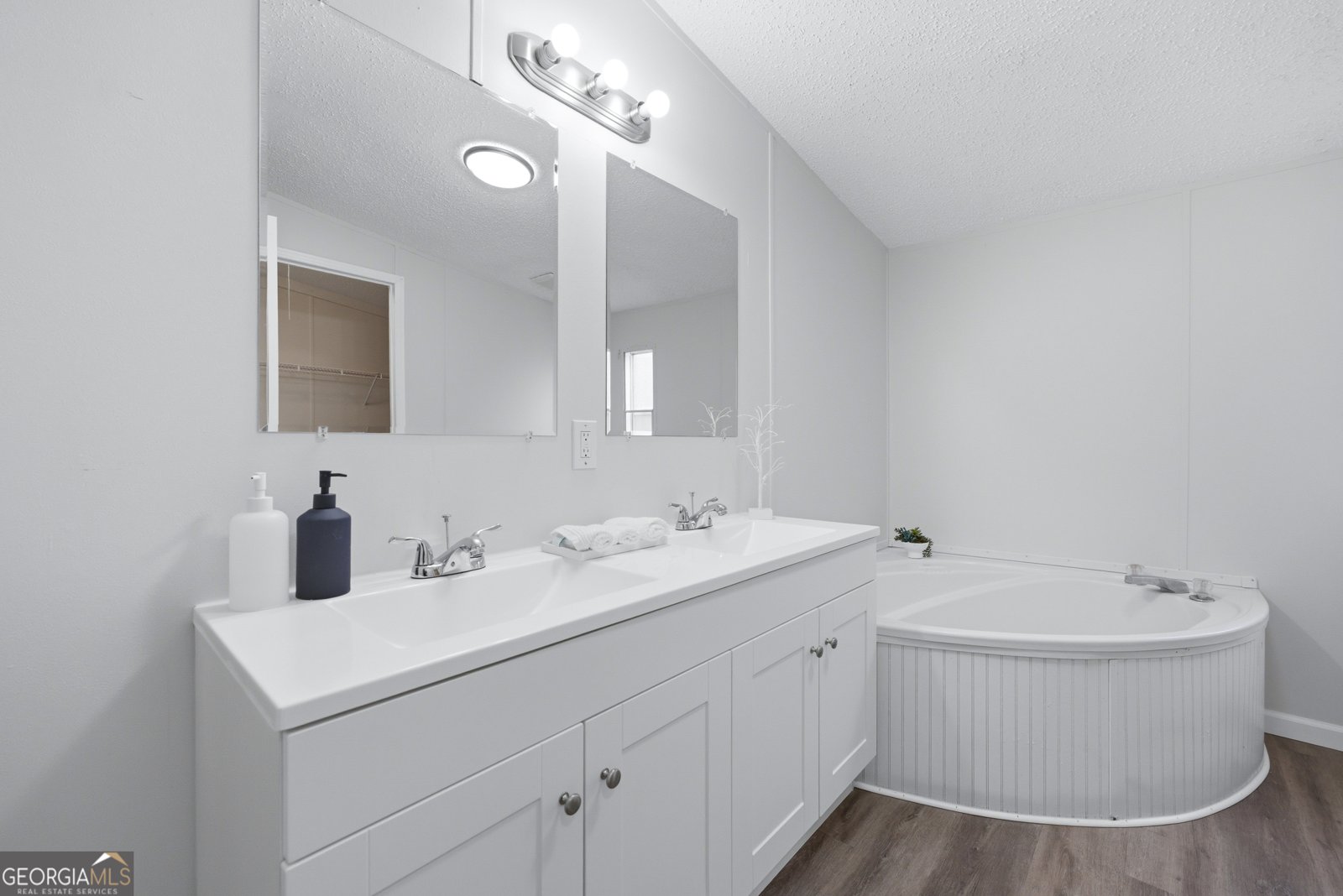 221 Friar Tuck Trail Murrayville - Photo 19