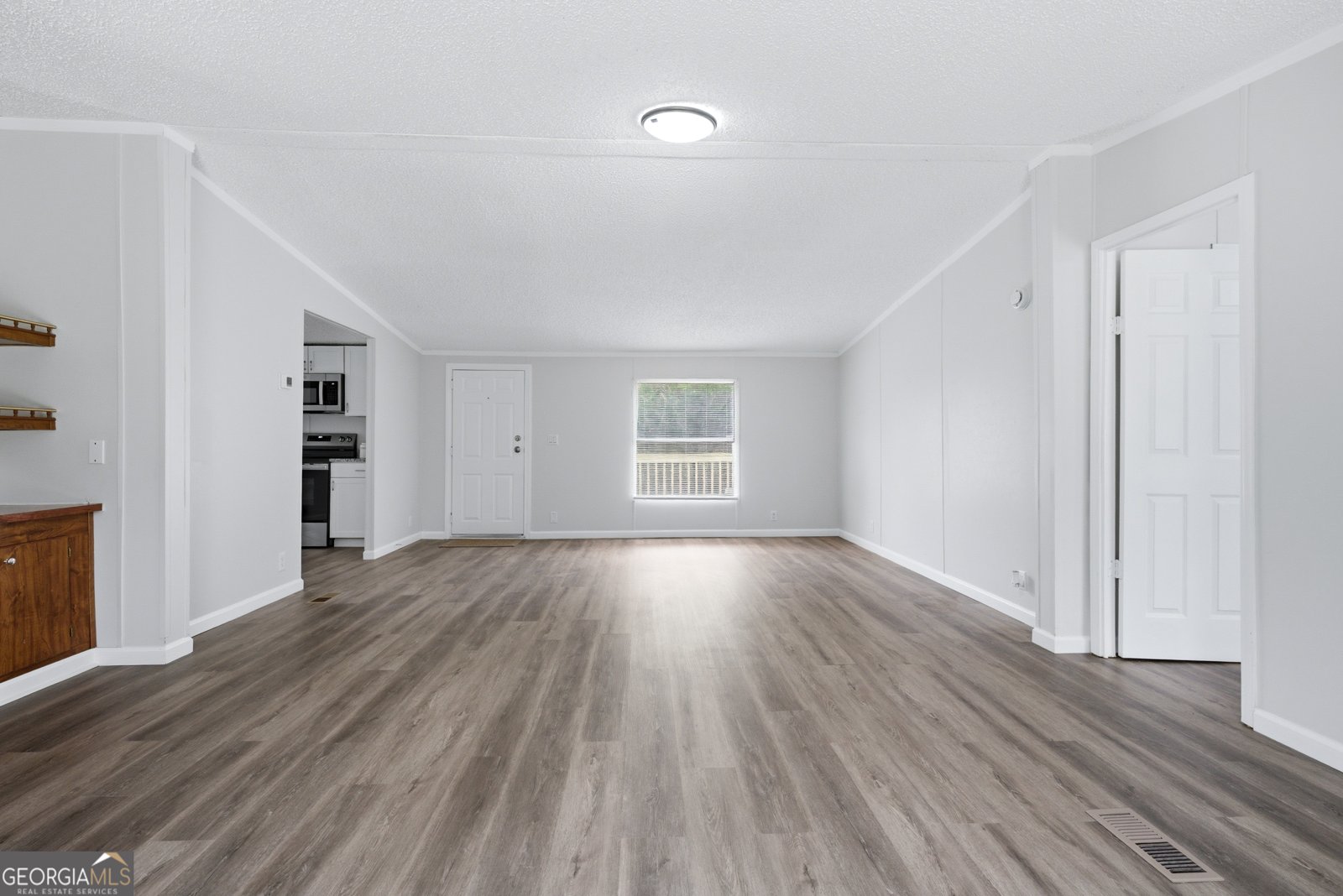 221 Friar Tuck Trail Murrayville - Photo 8