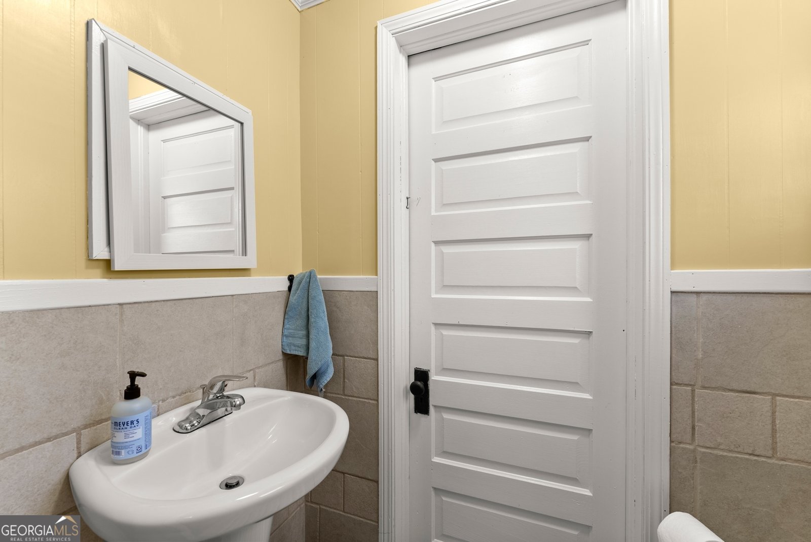 670 Railroad Avenue Carlton - Photo 18