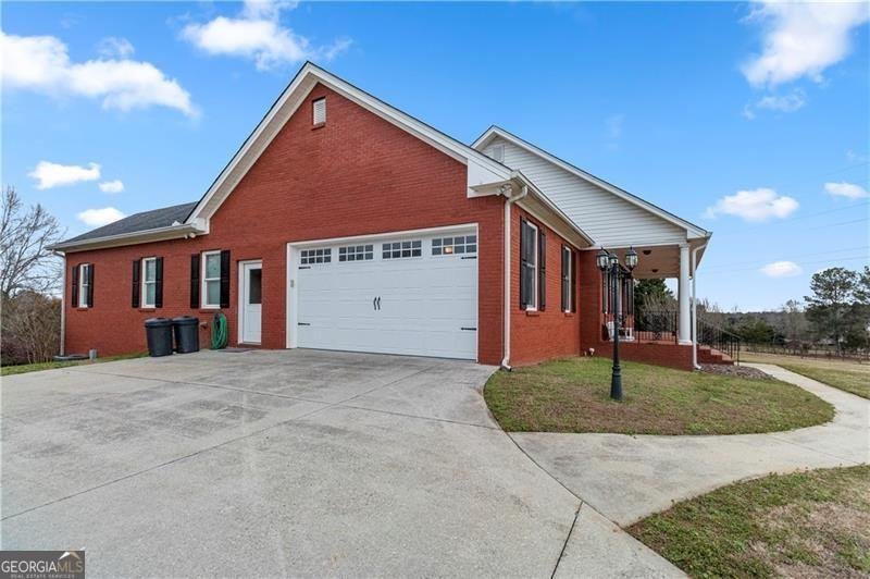 2984 Berry Road Loganville - Photo 6