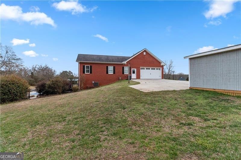 2984 Berry Road Loganville - Photo 7