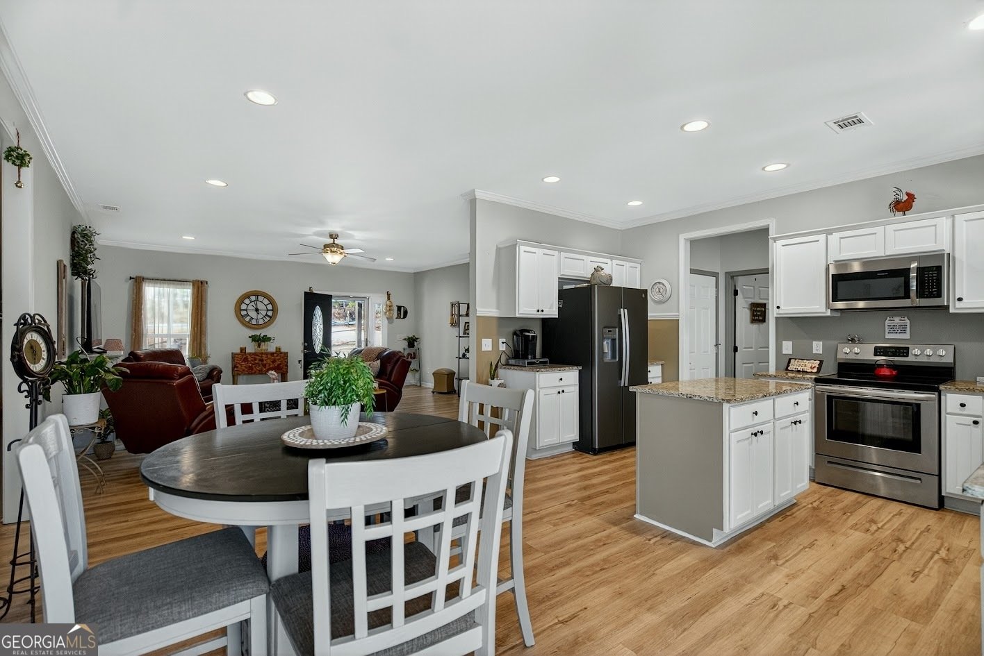 570 County Road 79 Roanoke - Photo 11