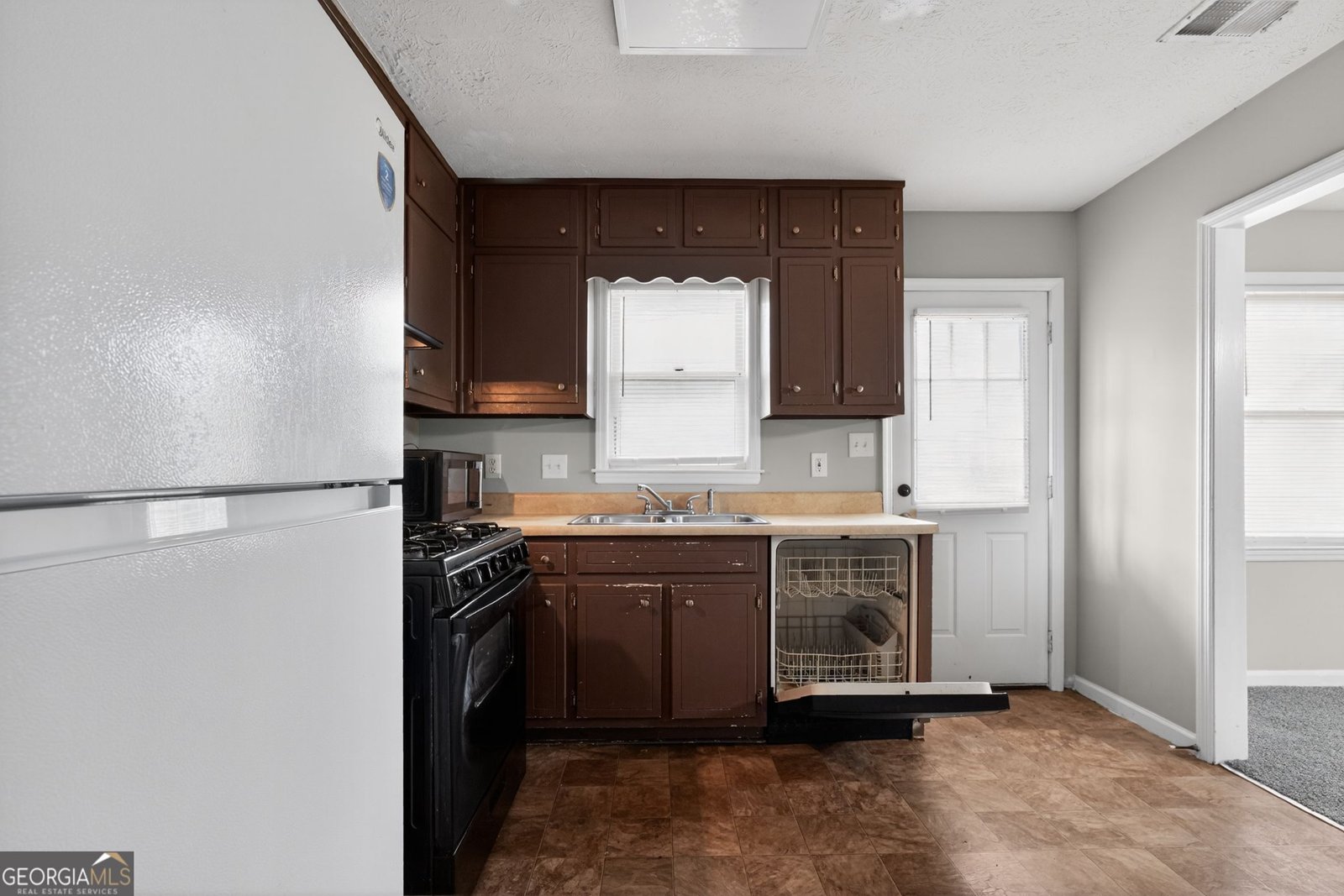 184 Cave Springs Court Ellenwood - Photo 11